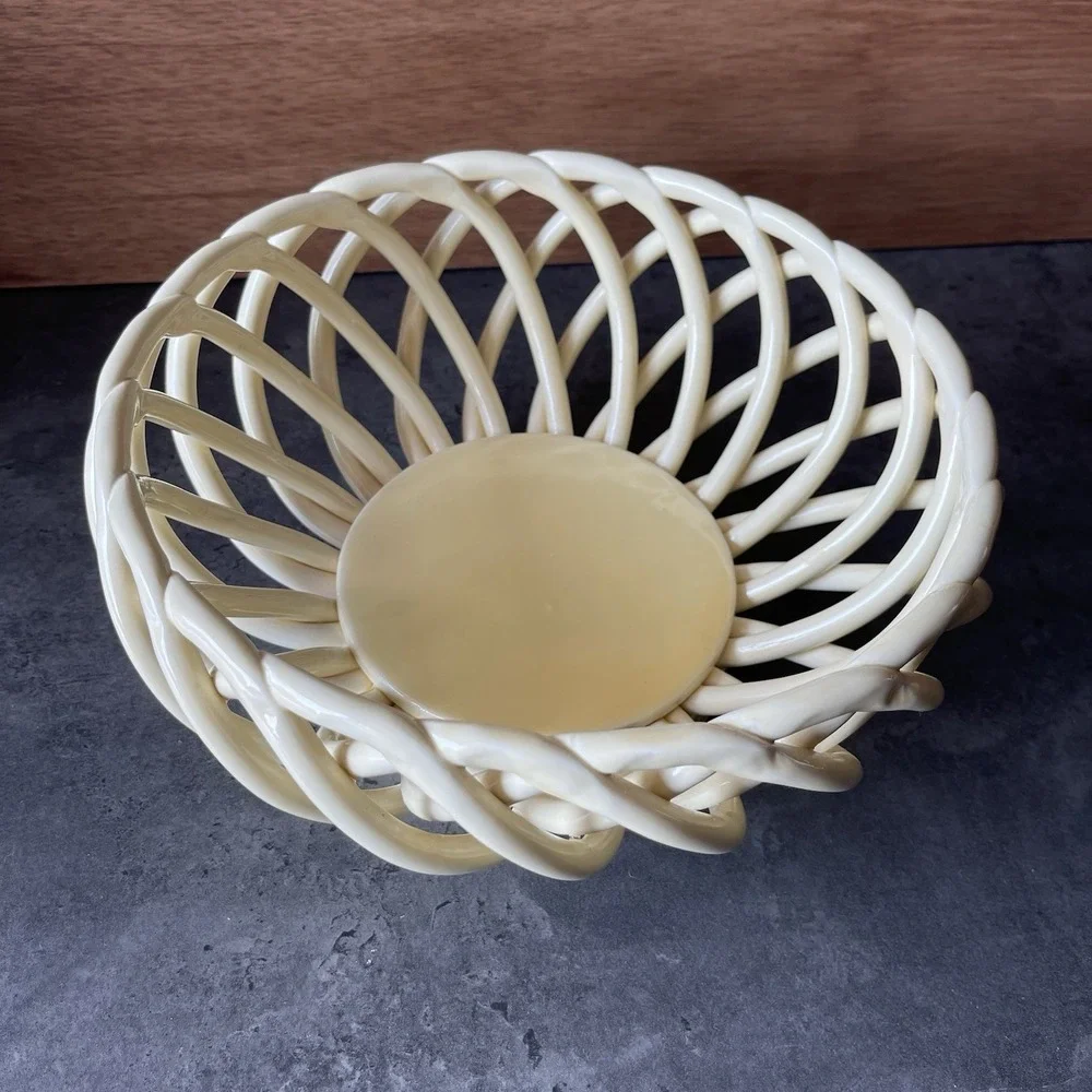 VTG Palermo Artimino Woven Ceramic Bread Basket Fruit Bowl Ironstone Yellow MCM